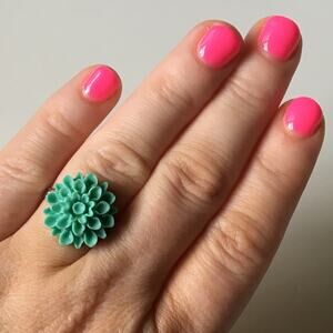 BOUTIQUE • Flower Mum Rosebud Mint Green Adjustable Ring